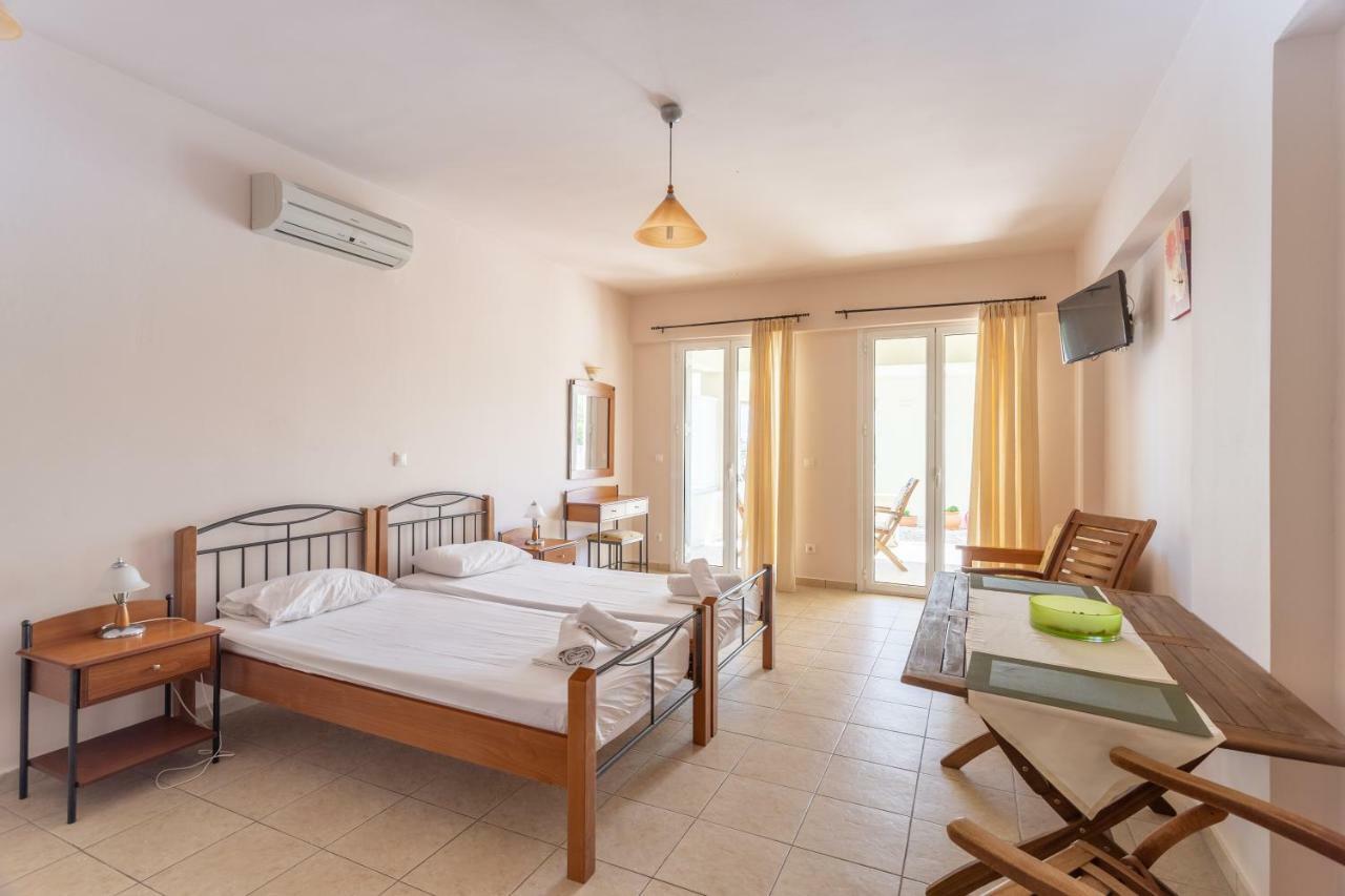 Hotel Aphrodite Stoupa Ngoại thất bức ảnh